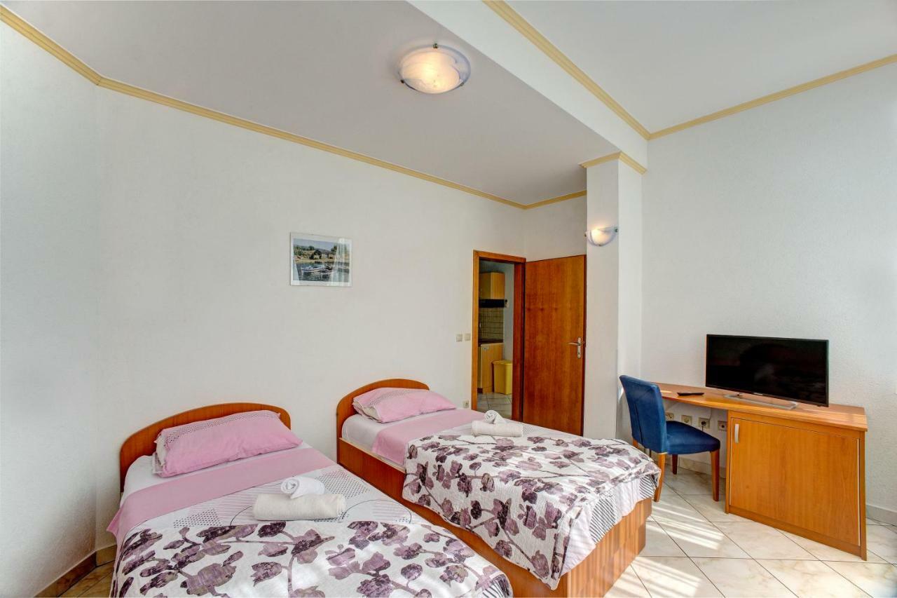Apartments Plavi Biser Šibenik Extérieur photo
